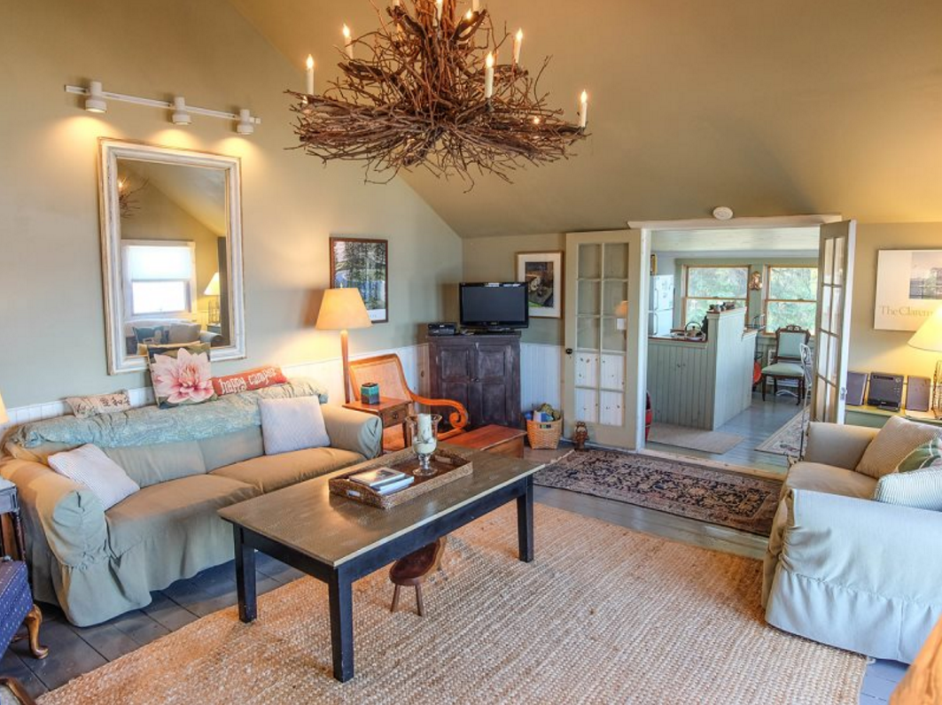 Coastal Maine rental homes and rental cottages near Belfast, Maine